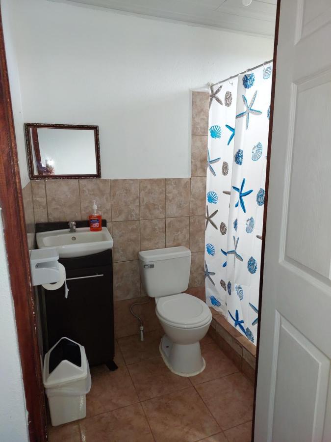Aparthotel Cabinas Playa Bandera Parrita Zewnętrze zdjęcie